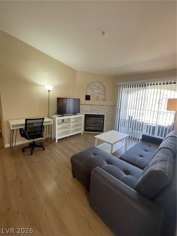 950 Seven Hills Drive 123, Henderson, NV 89052