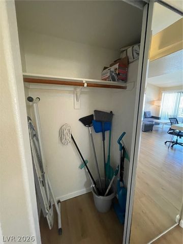 950 Seven Hills Drive 123, Henderson, NV 89052