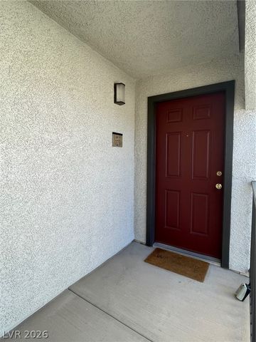 950 Seven Hills Drive 123, Henderson, NV 89052
