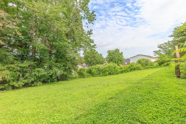 403 Missionary Avenue, Rossville, GA 30741