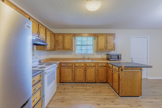 403 Missionary Avenue, Rossville, GA 30741