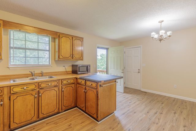 403 Missionary Avenue, Rossville, GA 30741