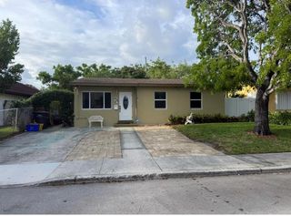 429 Summa Street, West Palm Beach, FL 33405