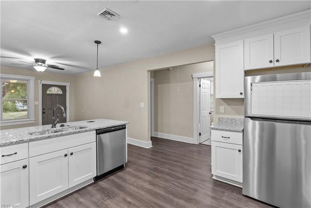 2712 Somme AVE, Norfolk, VA 23509