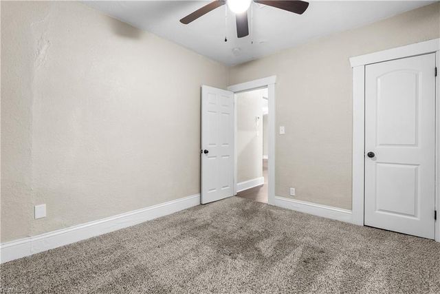 2712 Somme AVE, Norfolk, VA 23509