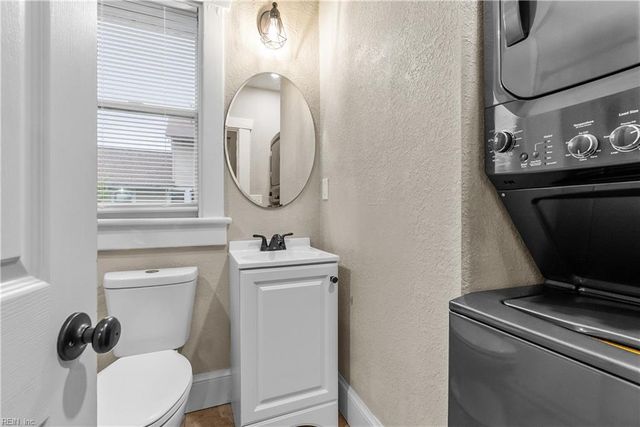 2712 Somme AVE, Norfolk, VA 23509