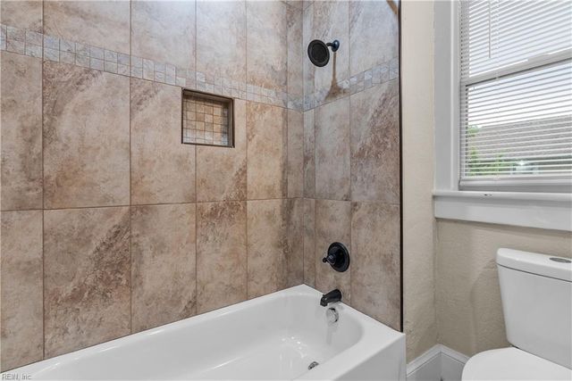 2712 Somme AVE, Norfolk, VA 23509