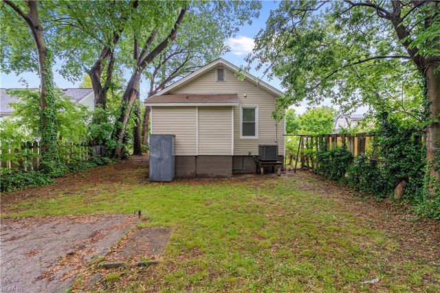 2712 Somme AVE, Norfolk, VA 23509