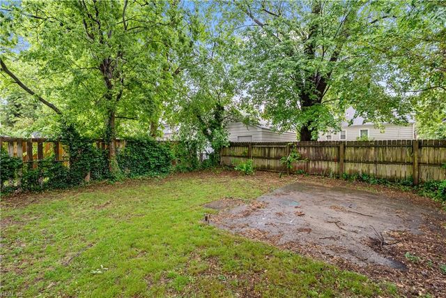 2712 Somme AVE, Norfolk, VA 23509