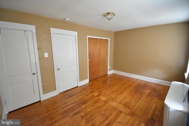 372 W MILNE ST, Philadelphia, PA 19144