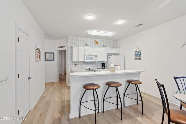 139 Avian Drive Apt 3608, Sunset Beach, NC 28468