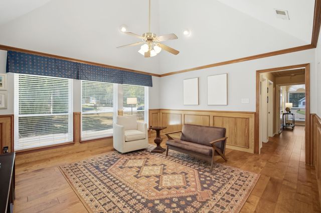 2741 Fox Glenn Court, Hurst, TX 76054