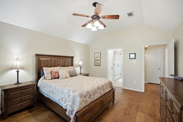 2741 Fox Glenn Court, Hurst, TX 76054