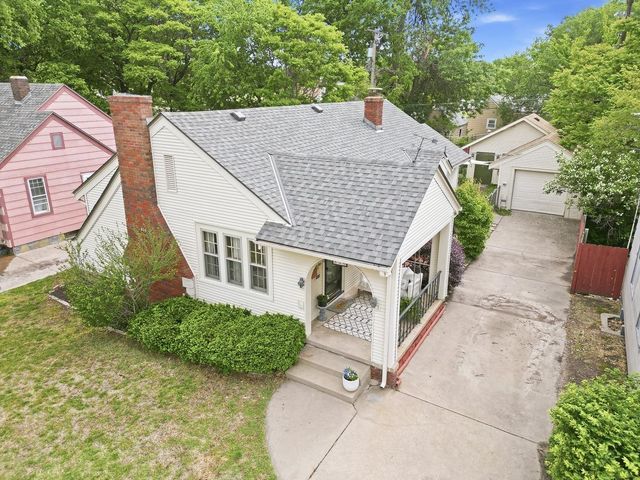 836 S Madison Ave, Wichita, KS 67211