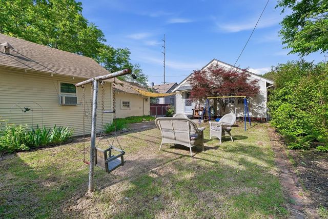 836 S Madison Ave, Wichita, KS 67211