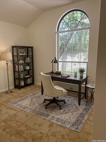 206 STONE CREEK DR, Boerne, TX 78006