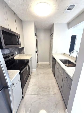 6551 SE Federal Highway 104, Stuart, FL 34997