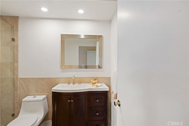 533 Desert Falls N, Palm Desert, CA 92211
