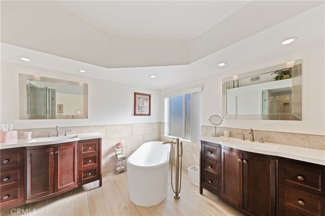 533 Desert Falls N, Palm Desert, CA 92211