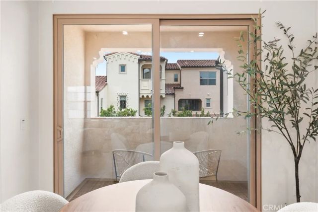 184 Elkhorn, Irvine, CA 92618