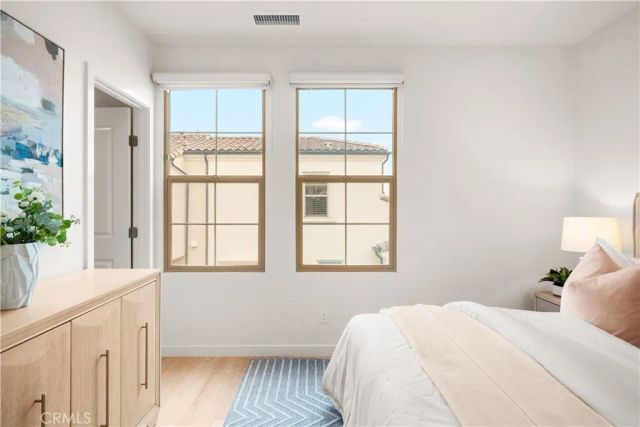 184 Elkhorn, Irvine, CA 92618