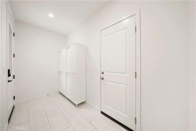 184 Elkhorn, Irvine, CA 92618