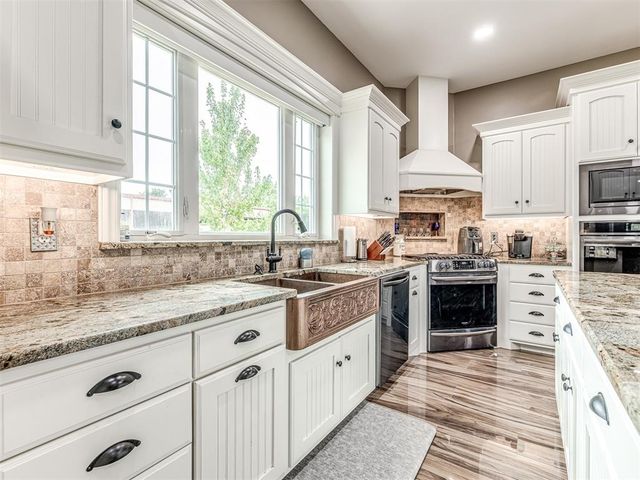 3921 NW 6th Street, Newcastle, OK 73065