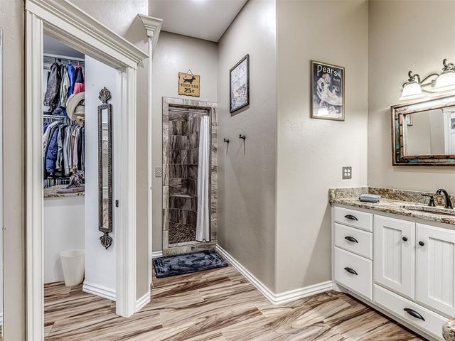 3921 NW 6th Street, Newcastle, OK 73065