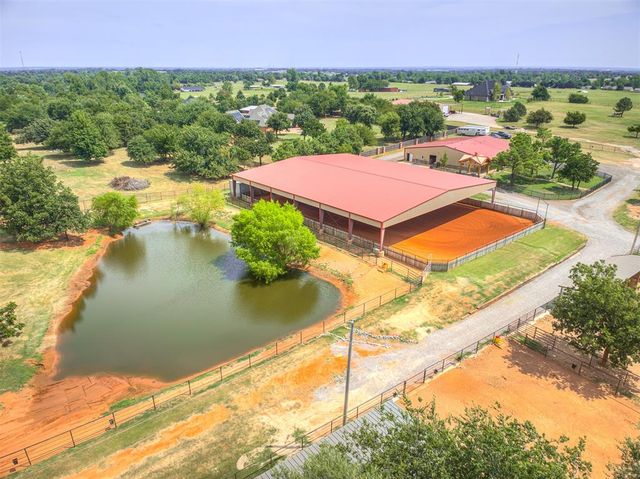 3921 NW 6th Street, Newcastle, OK 73065