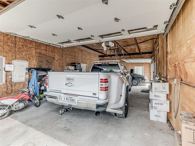 3921 NW 6th Street, Newcastle, OK 73065