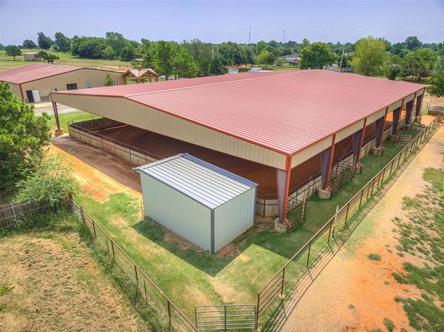 3921 NW 6th Street, Newcastle, OK 73065