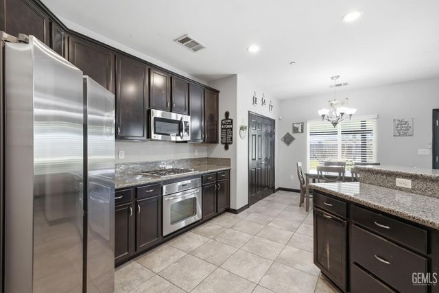 6327 Ristow Court, Bakersfield, CA 93312