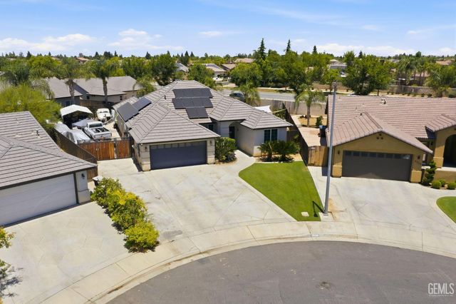 6327 Ristow Court, Bakersfield, CA 93312