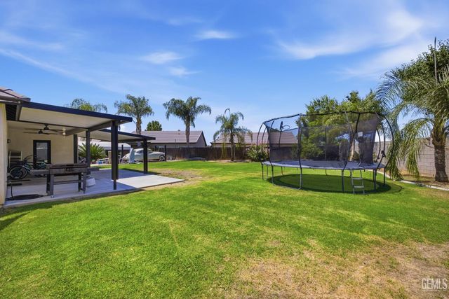 6327 Ristow Court, Bakersfield, CA 93312