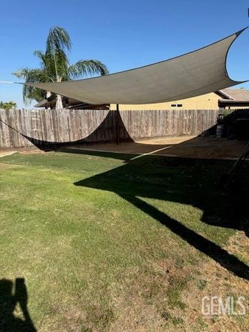 6327 Ristow Court, Bakersfield, CA 93312