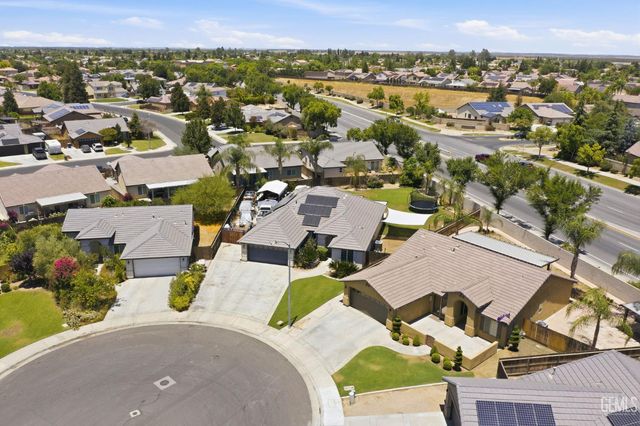 6327 Ristow Court, Bakersfield, CA 93312