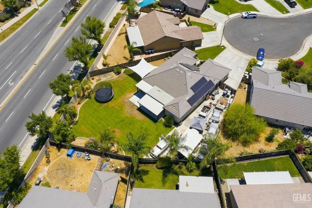 6327 Ristow Court, Bakersfield, CA 93312