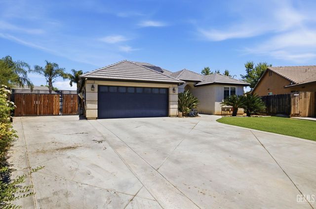 6327 Ristow Court, Bakersfield, CA 93312