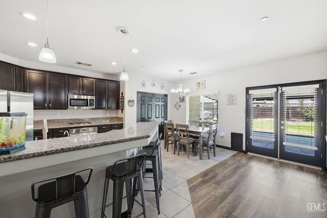 6327 Ristow Court, Bakersfield, CA 93312