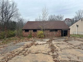 1175 E Karsch Boulevard, Farmington, MO 63640