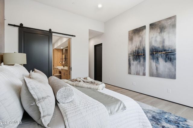 5141 N ASCENT Drive, Scottsdale, AZ 85251