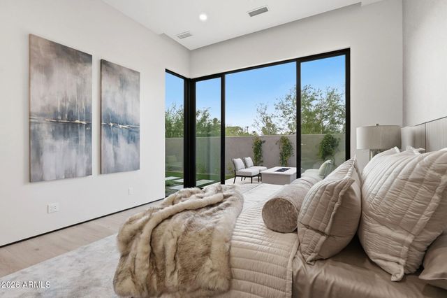 5141 N ASCENT Drive, Scottsdale, AZ 85251