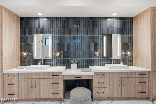 5141 N ASCENT Drive, Scottsdale, AZ 85251