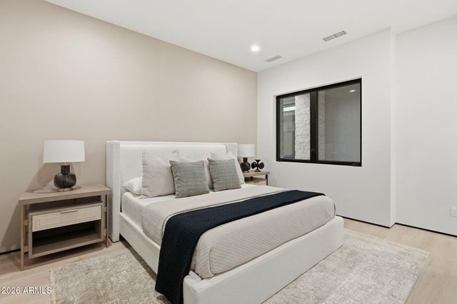 5141 N ASCENT Drive, Scottsdale, AZ 85251