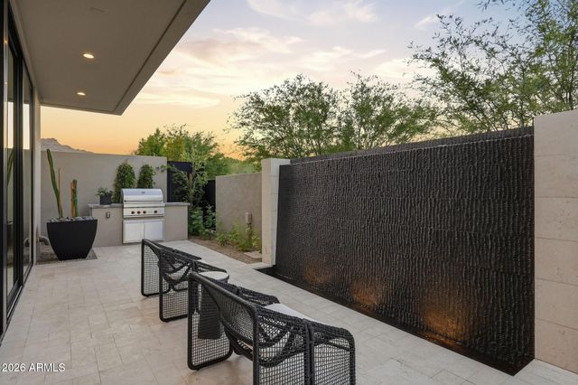 5141 N ASCENT Drive, Scottsdale, AZ 85251