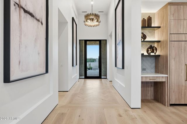 5141 N ASCENT Drive, Scottsdale, AZ 85251
