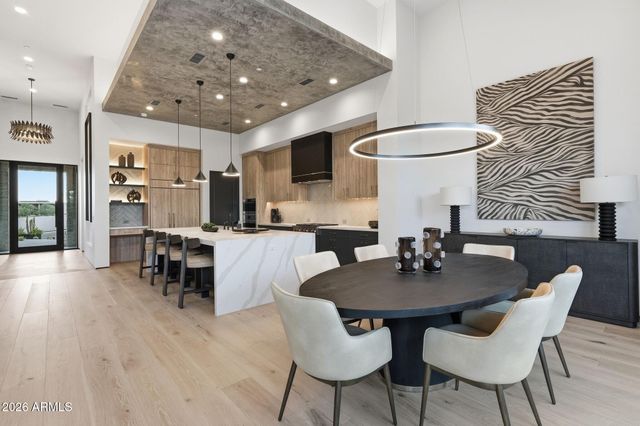 5141 N ASCENT Drive, Scottsdale, AZ 85251