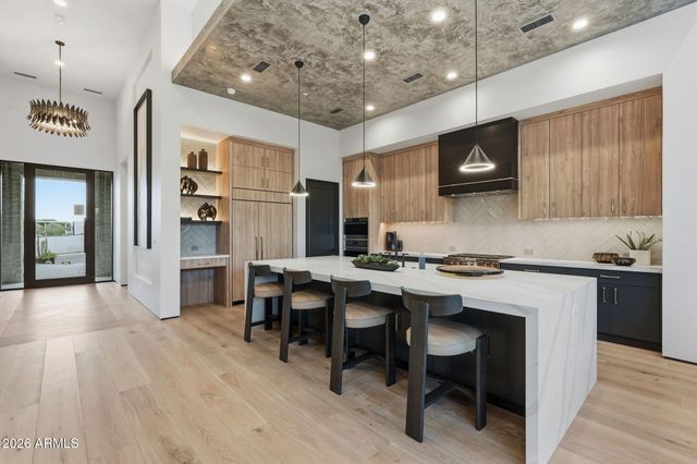 5141 N ASCENT Drive, Scottsdale, AZ 85251
