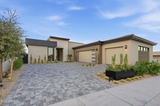 5141 N ASCENT Drive, Scottsdale, AZ 85251