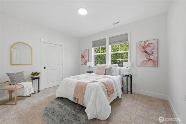 9330 Templeton Avenue SE, Snoqualmie, WA 98065